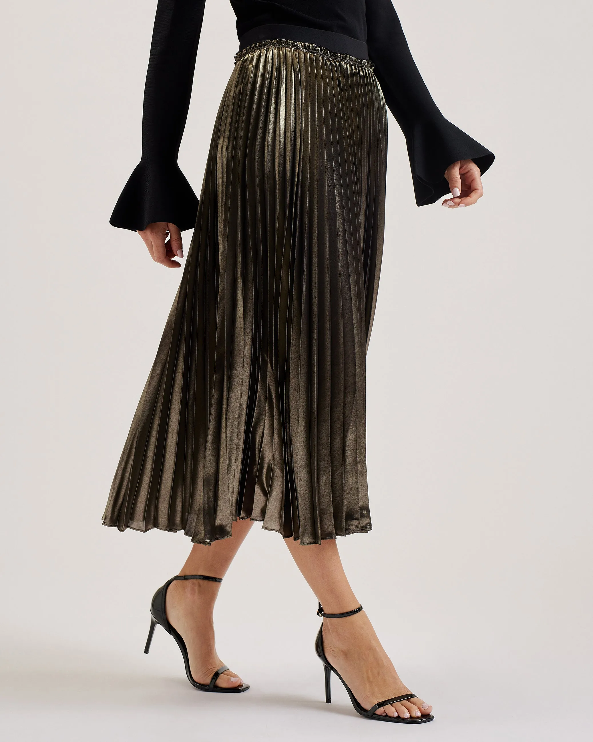 Kese Metallic Pleated Midi Skirt Gold