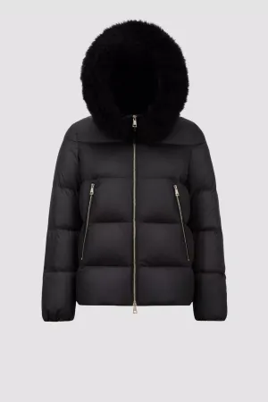 Laichefur Short Down Jacket