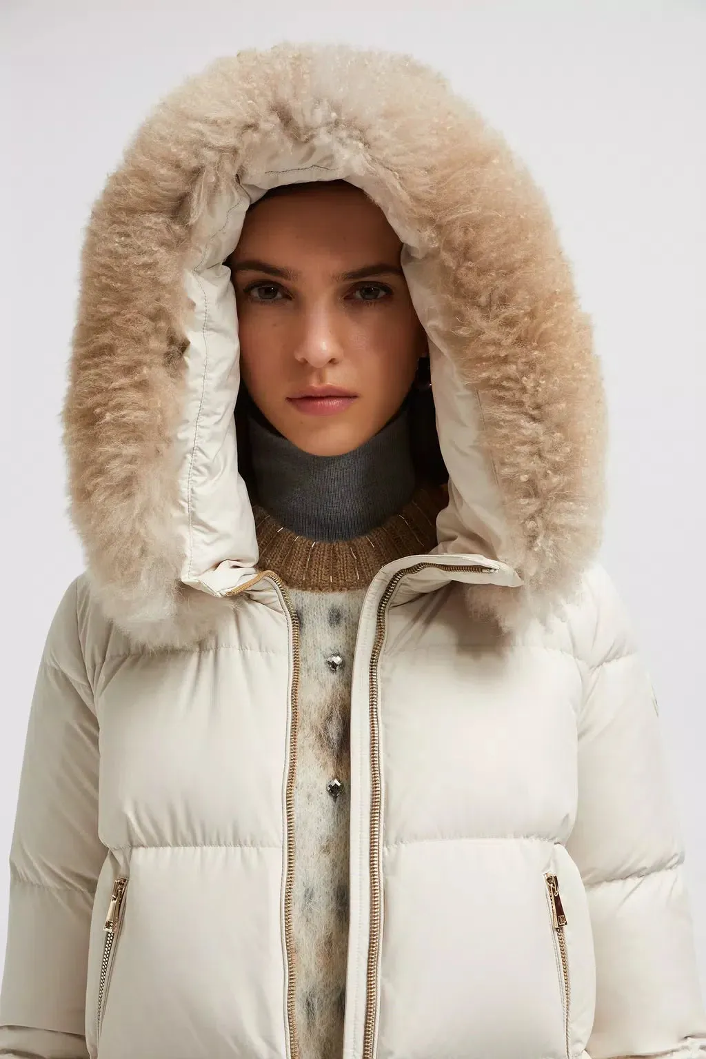 Laichefur Short Down Jacket