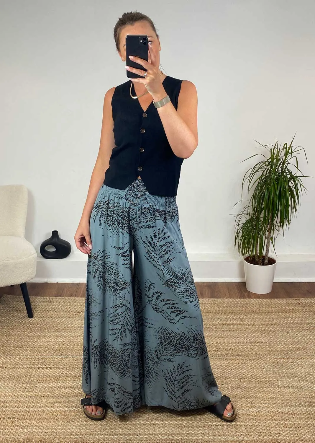 Lila Leopard Leaf Palazzo Pants in Mid Grey