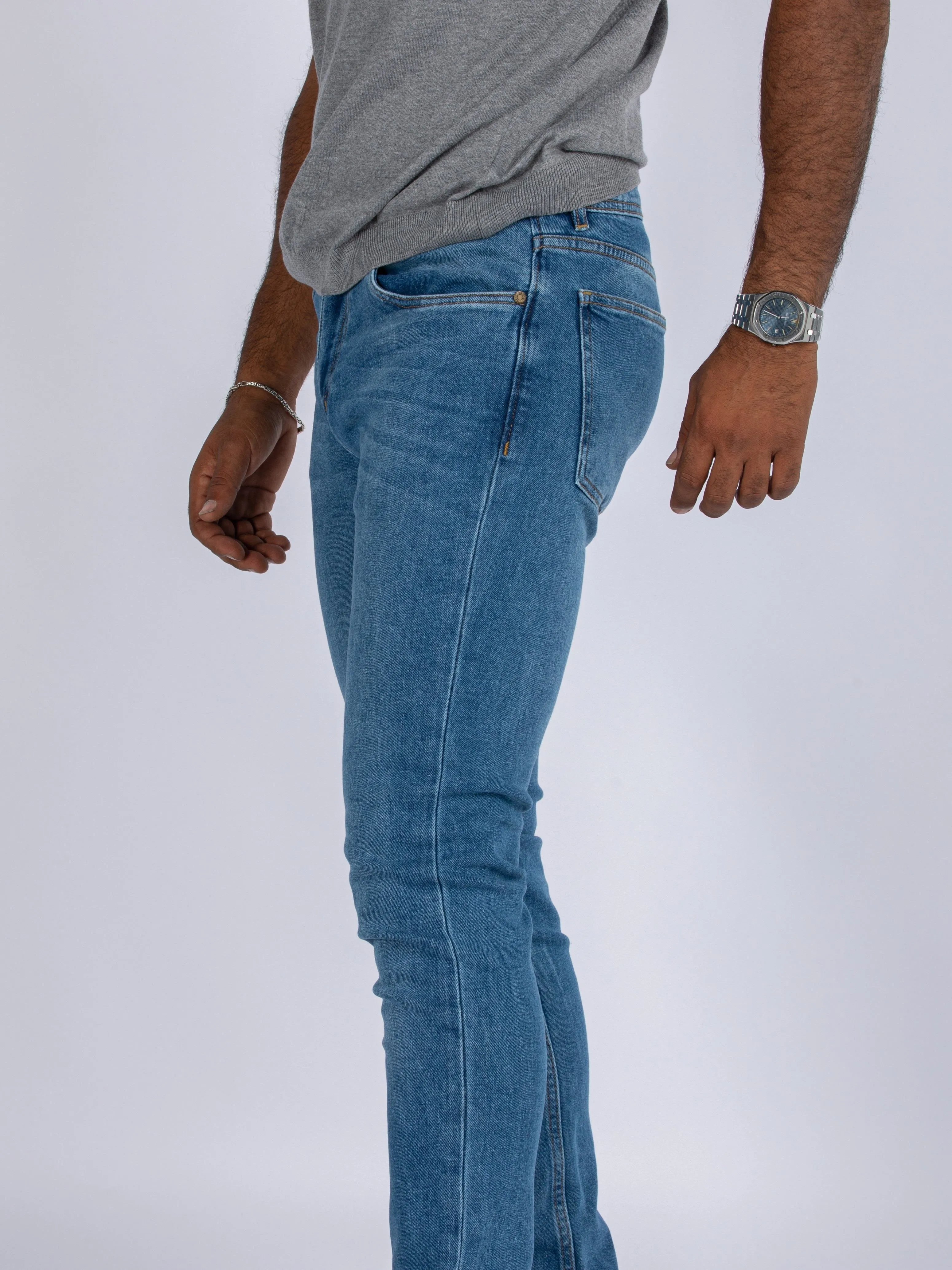 Slim-fit  Flex Washed Jeans