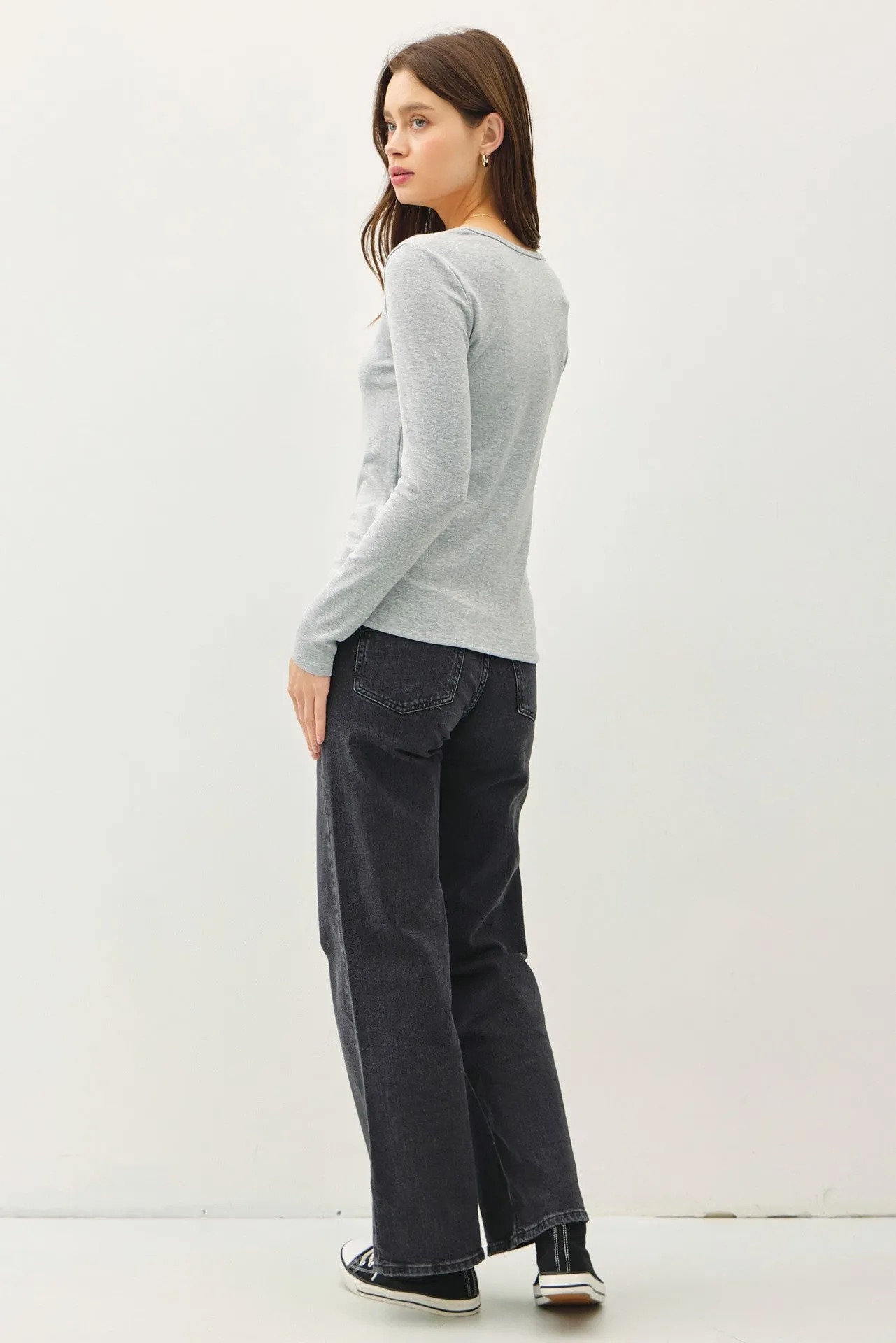 SOFT BASIC LONG SLEEVE KNIT TEE