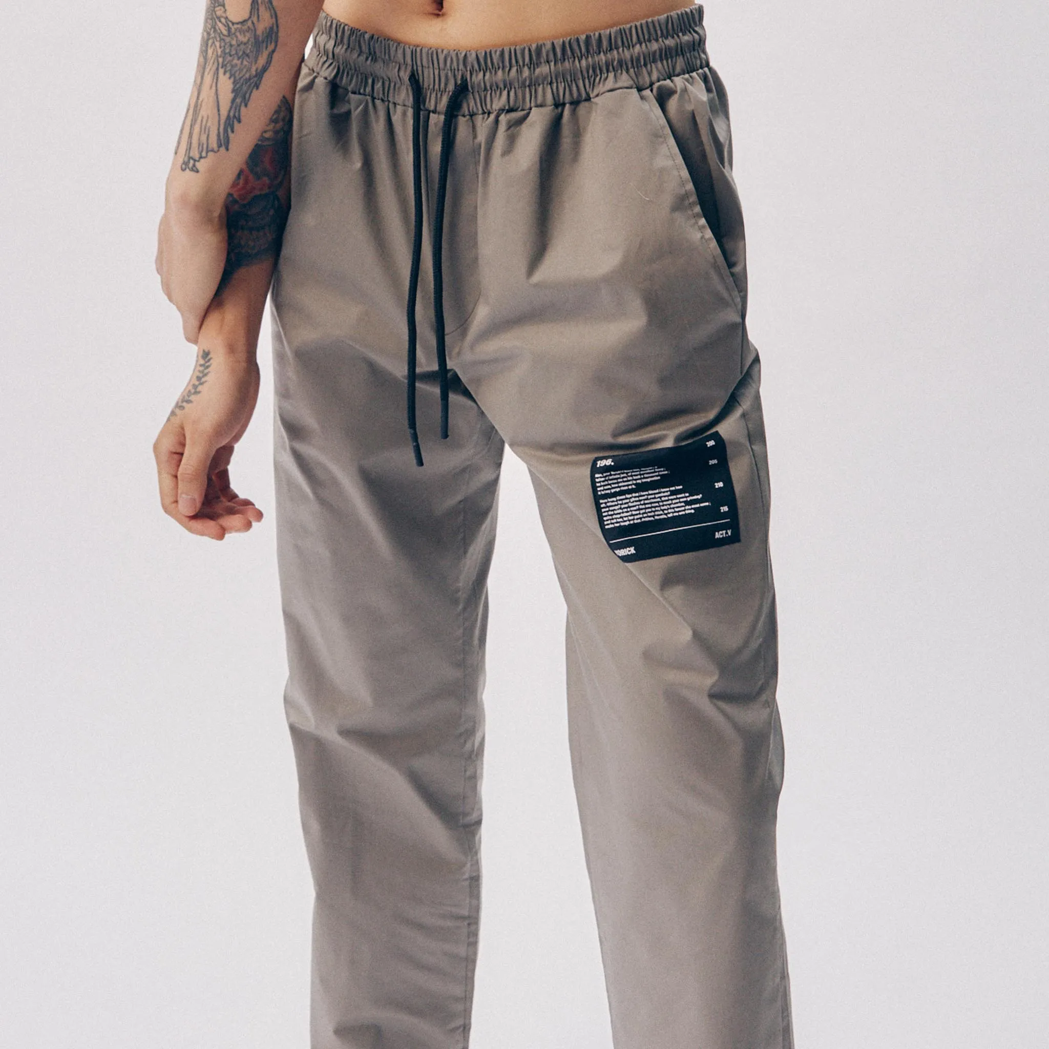 Tee Library Act V Pants Grey